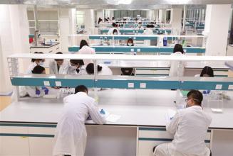 宜昌市人民政府推動(dòng)新產(chǎn)品技術(shù)開發(fā)的戰(zhàn)略舉措與創(chuàng)新實(shí)踐